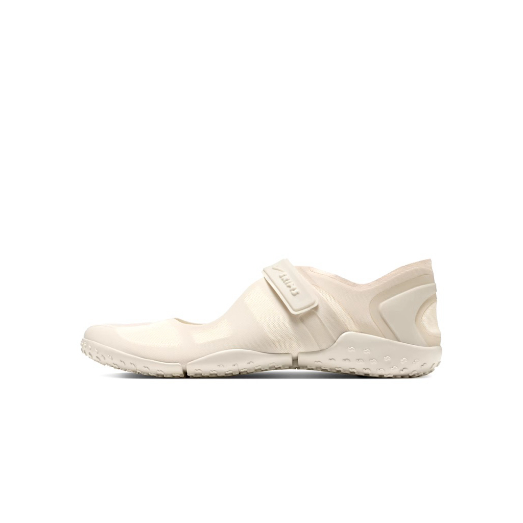 [BNIB] NikeSKIMS Nike x SKIMS Rift Mesh Shoes Tabi Flats White