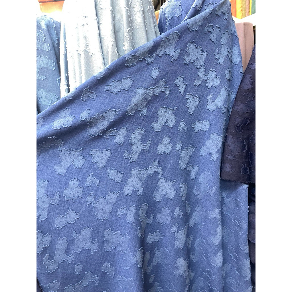 BAHAN KAIN VANEZIA MOTIF/BAHAN VANEZIA TERBARU/BISA BUAT GAMIS DAN DRESS WANITA/BAHAN BAGUS DAN JATU