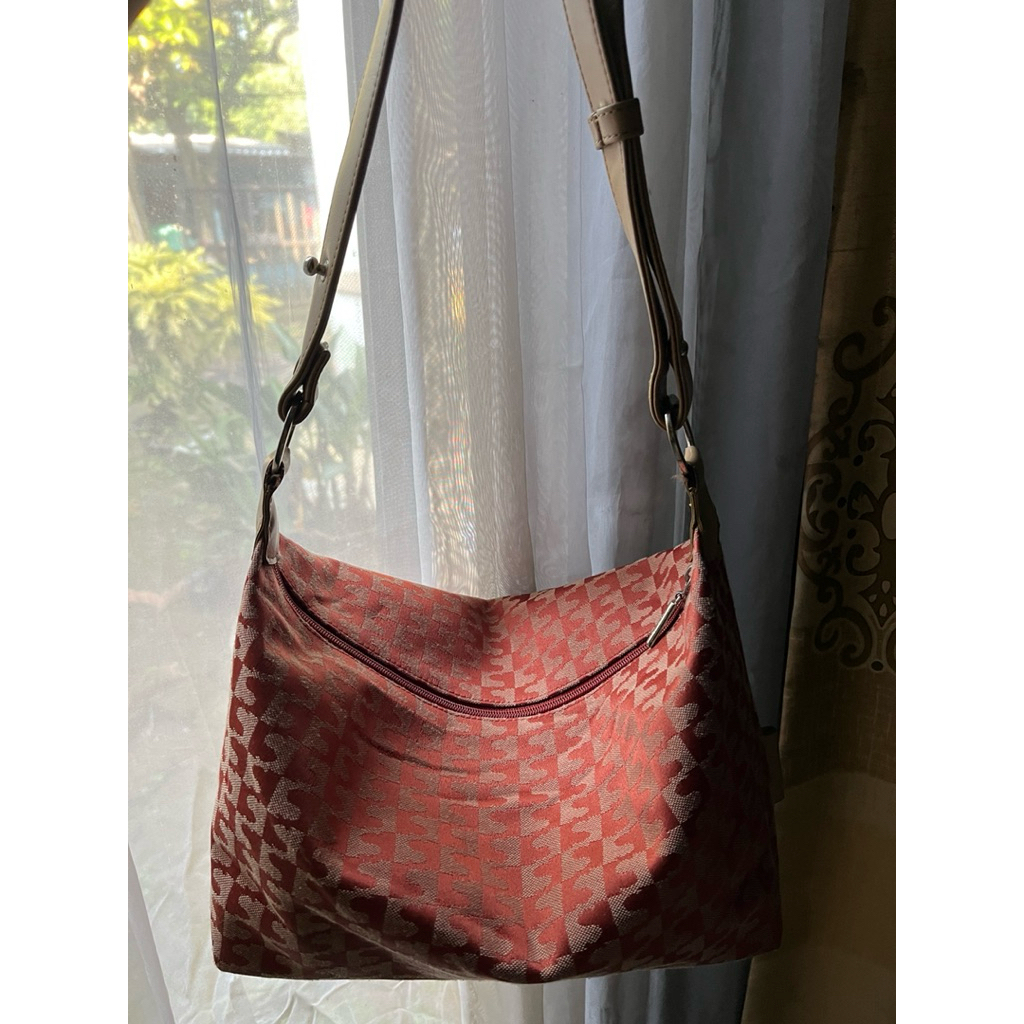 Preloved ssamzie shoulder hobo bag