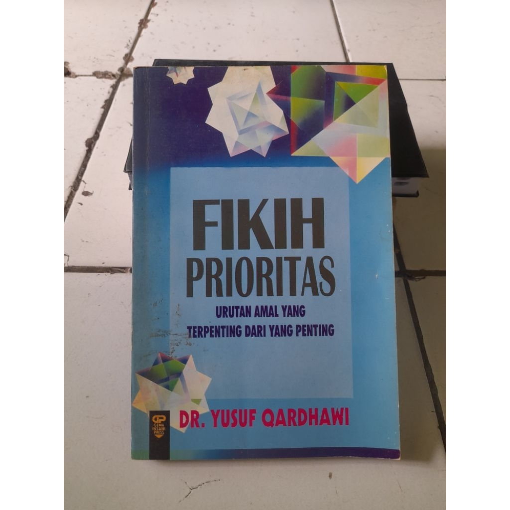 FIKIH PRIORITAS • DR. YUSUF QARDHAWI