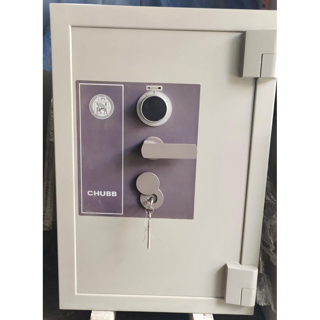 Brankas Chubb Tinggi 84 cm Brangkas Bekas Tahan Api Safety Box