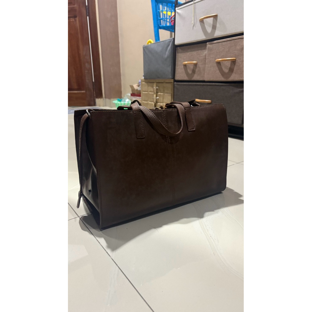 Kaynn Tas Wanita