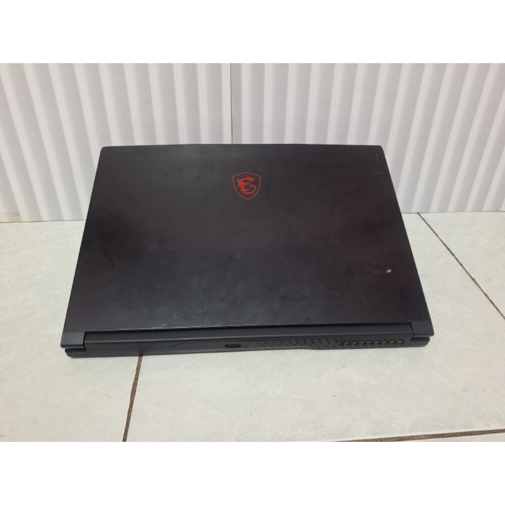 Laptop MSI GF63 Thin 11SC