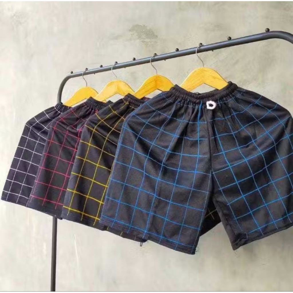 Boxser Pria // Celana Color Motif Tartan