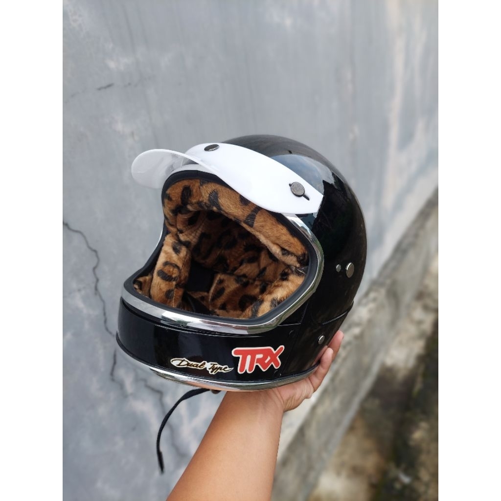 Helm lawas jadul vintage TRX Custom Moncong Pendek