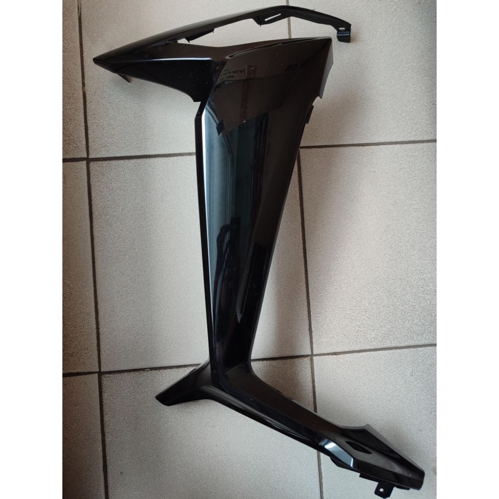 64400K41N0OZC / COVER R FR / SAYAP KANAN SUPRA X 125 INJEKSI SERI K41
