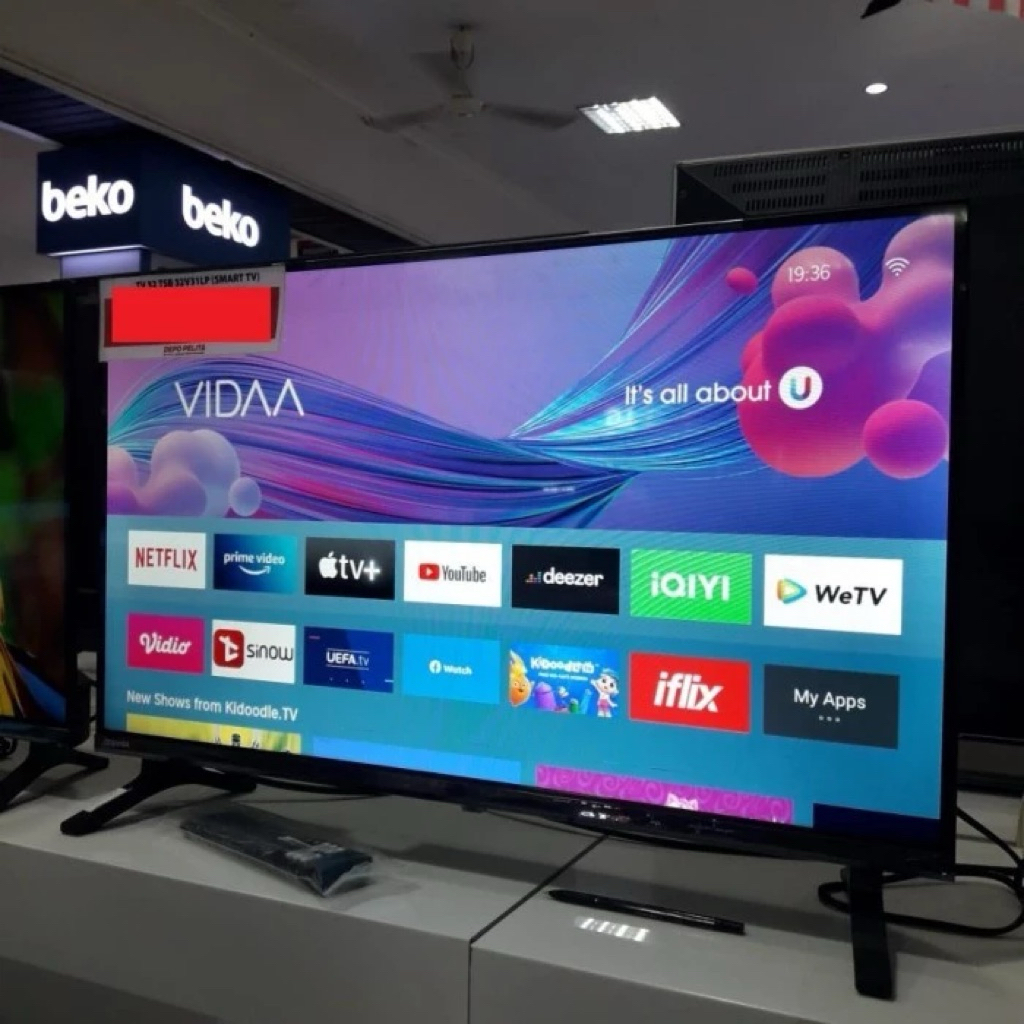 toshiba 32 inch HD ready smart TV