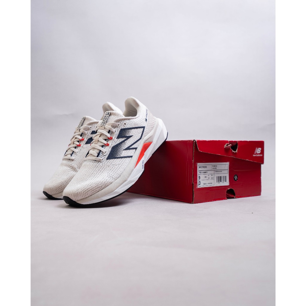 SEPATU RUNNING / FUELCELL X PROPEL - LINEN WHITE NAVY FLAME