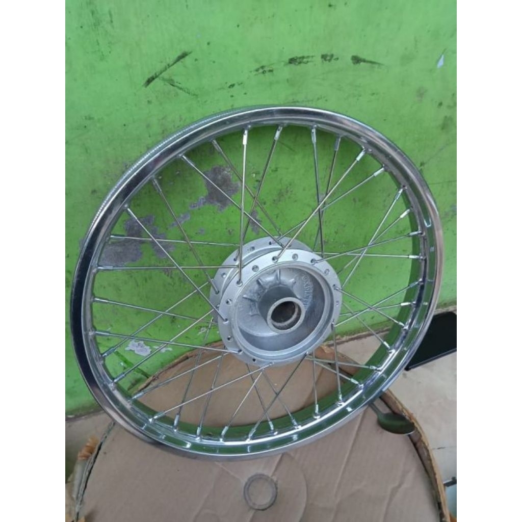 velg belakang smash
