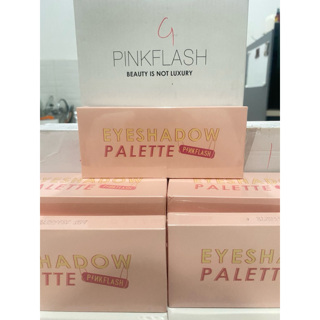 Pinkflash eyeshadow palette 12 shades