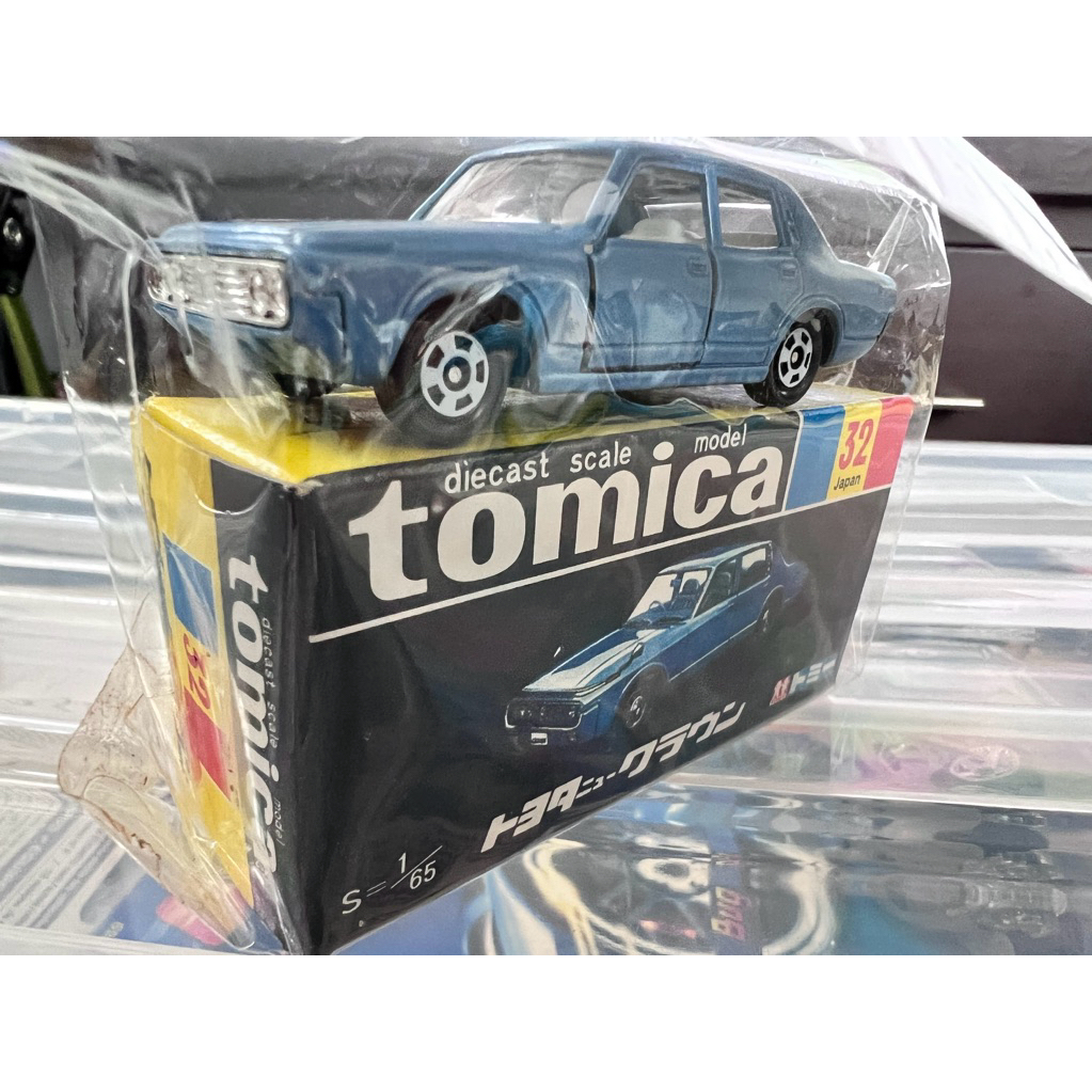 Tomica 32 Toyota Crown