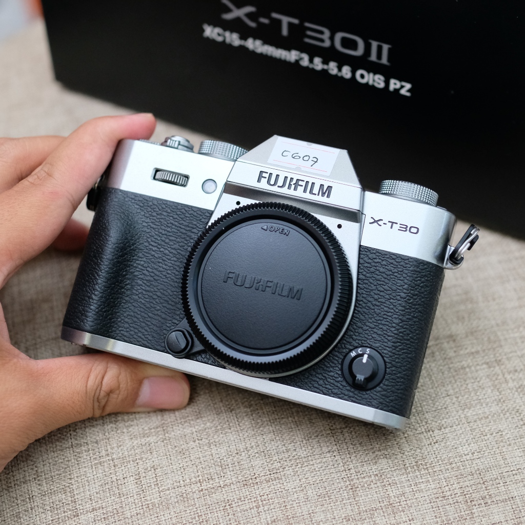 KAMERA FUJIFILM XT 30 ii MARK II 2 SECOND / FUJI XT-30 [GARANSI TOKO 100% ORYGINAL SECOND CONDITION