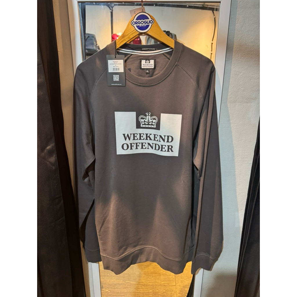 weekend offender crewneck (size XL) bnwt originals