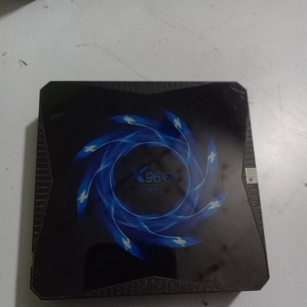 STB X96Q max RAM 4GB
