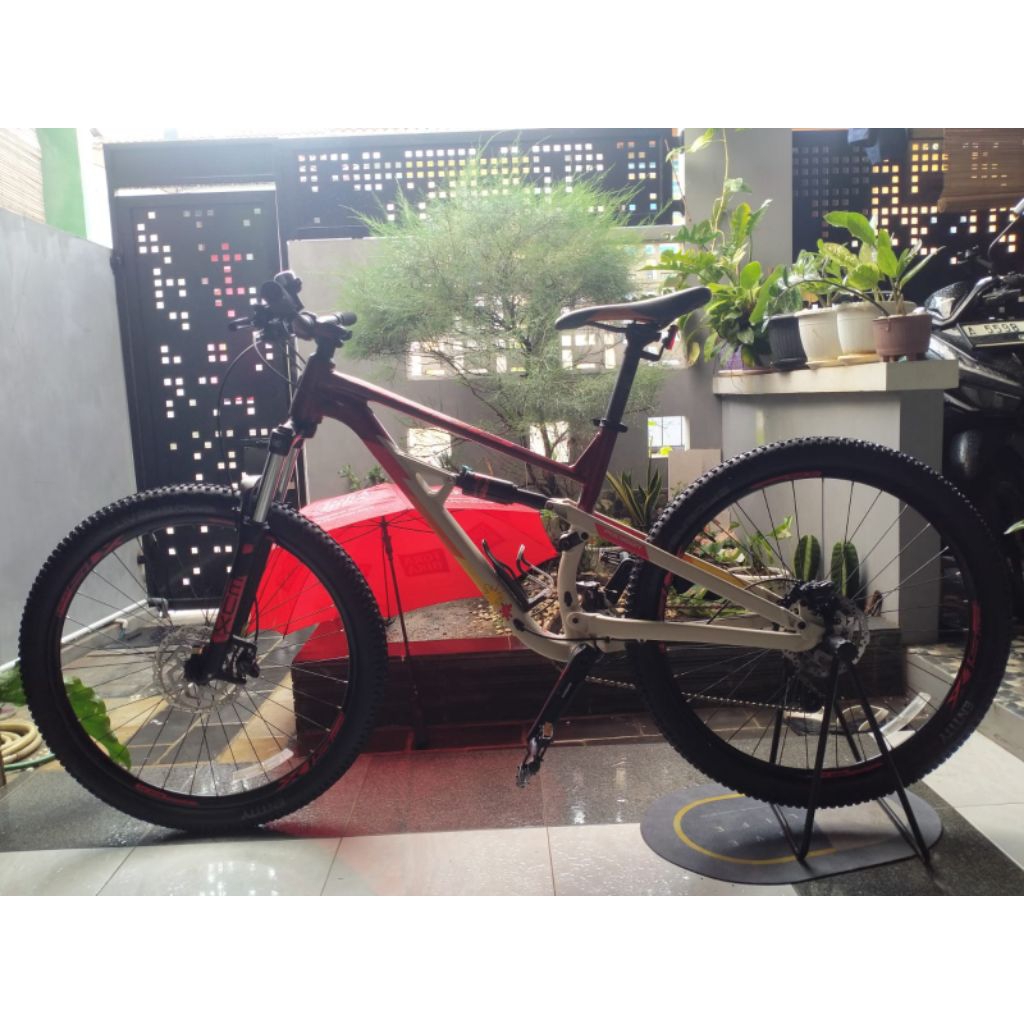 Polygon siskiu D5 2021 (S.27,5) BEKAS, Like New