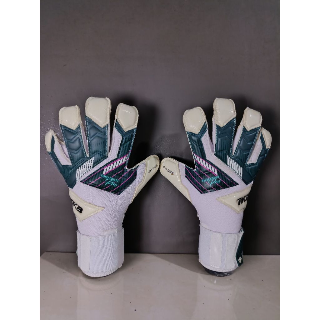 sarung tangan kiper tkb