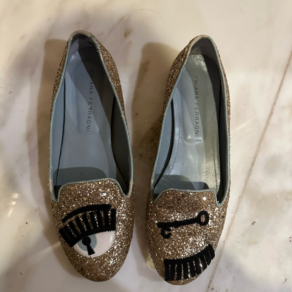 PRELOVED ORI Chiara Ferragni Flat Shoes Gold Emas Authentic