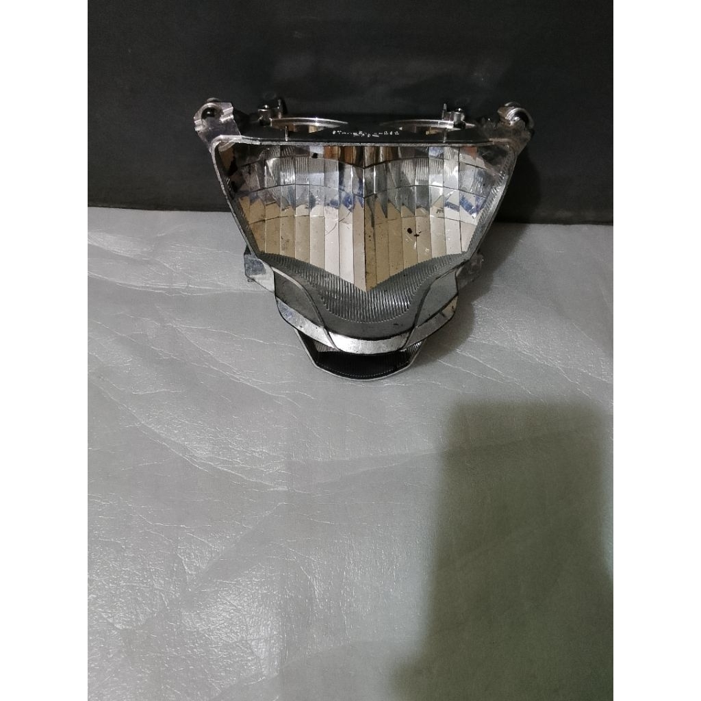 reflektor dalam lampu depan Yamaha Mio s original