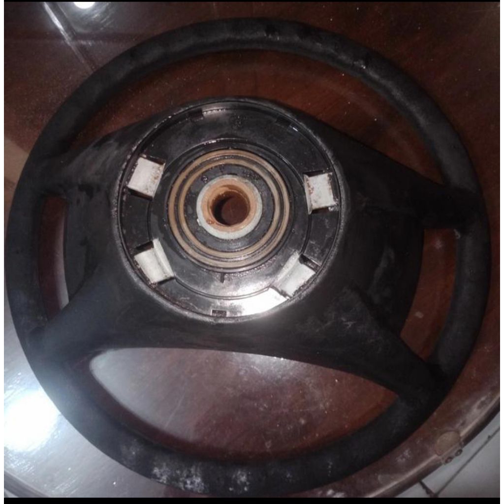 Steering wheel mercy boxer