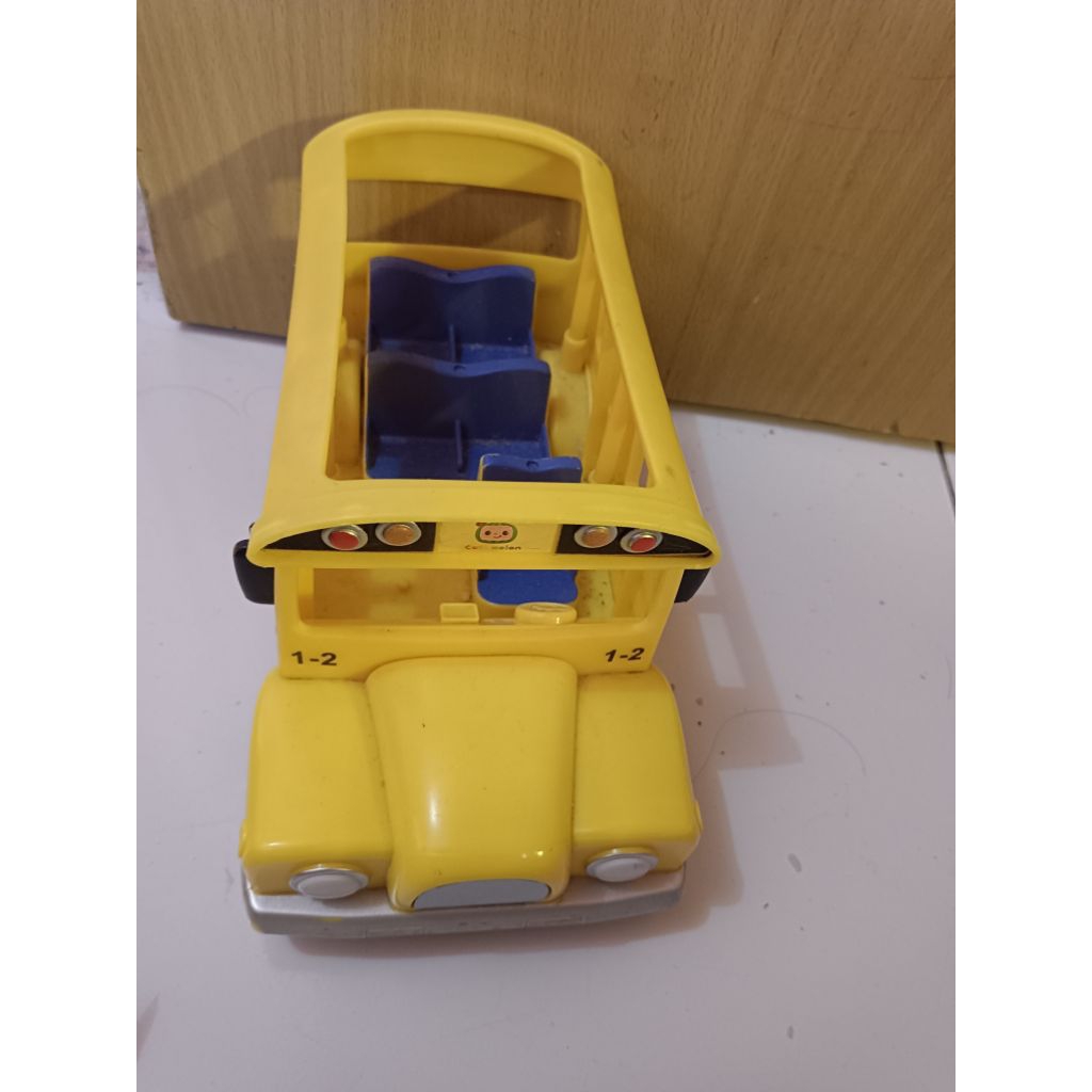 Cocomelon Musical Yellow School Bus