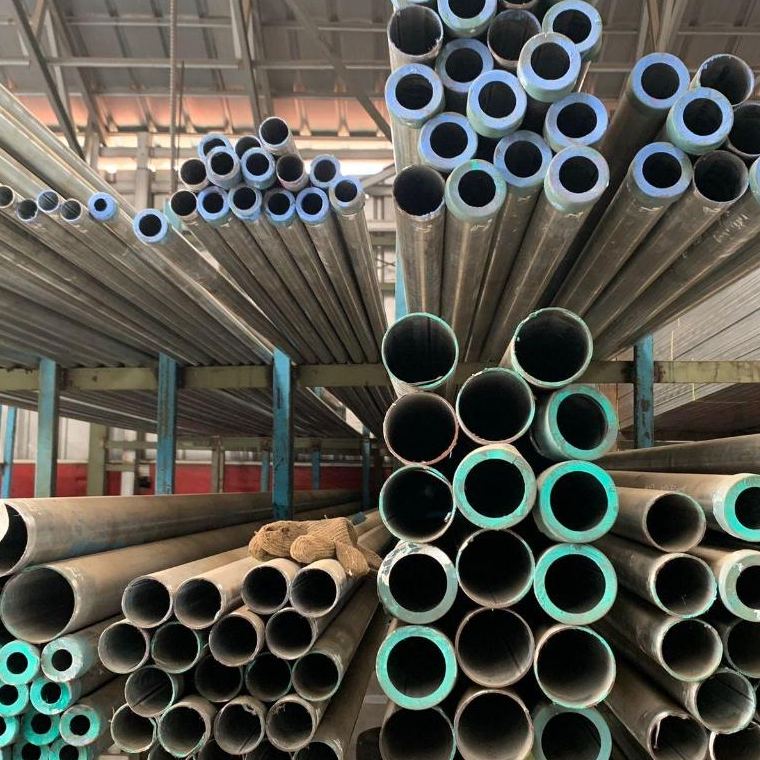 Pipa Galvanis Tebal 1.4 MM x 6 Meter