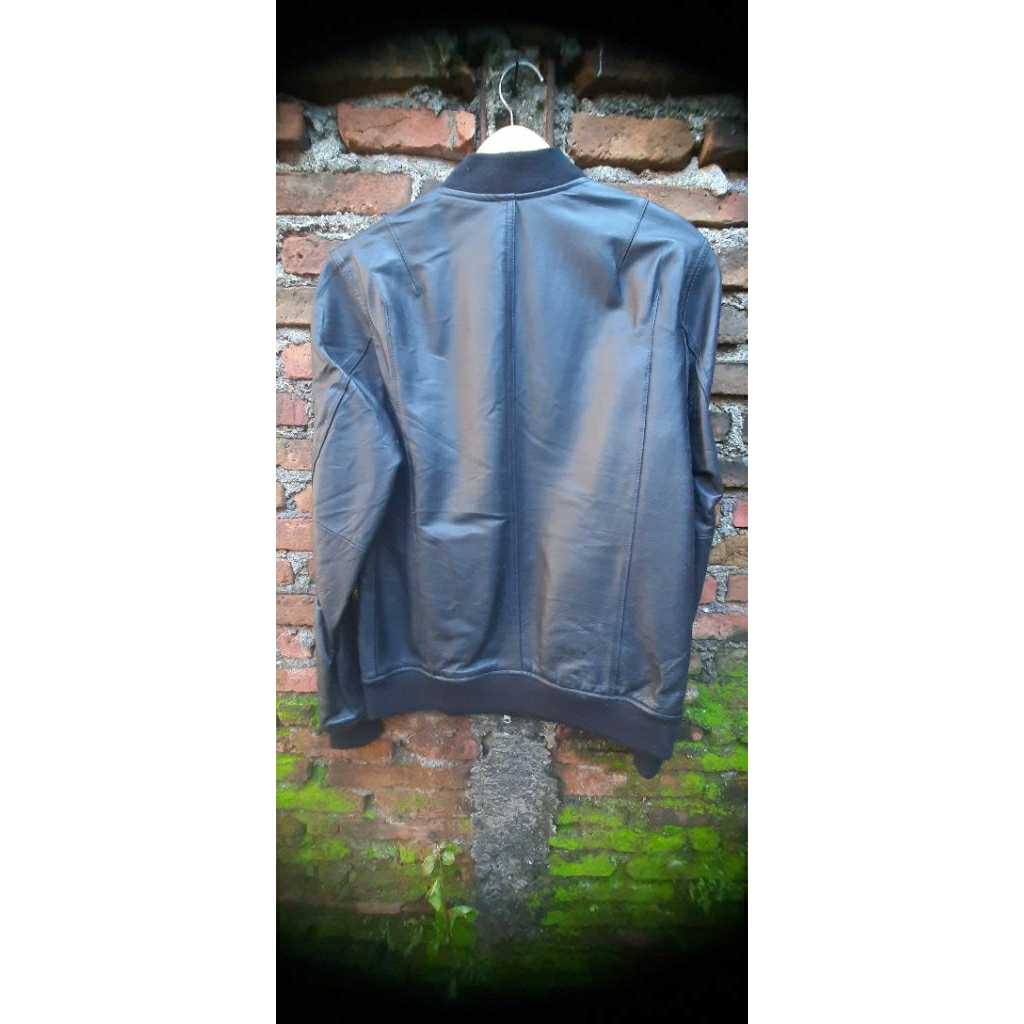 jaket bomber kulit babi(b2)