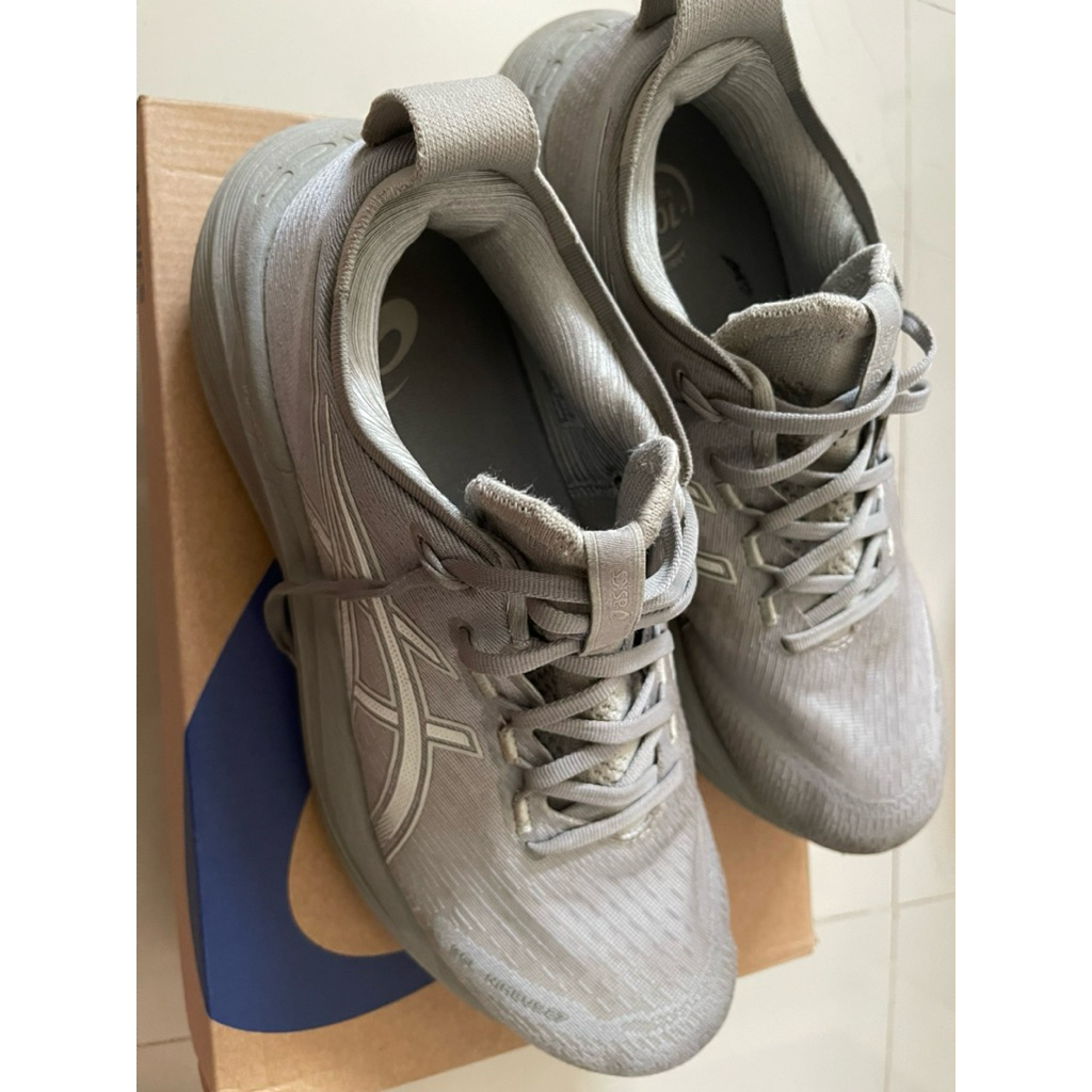 Preloved Ori Sepatu Running Asics Gel Nimbus