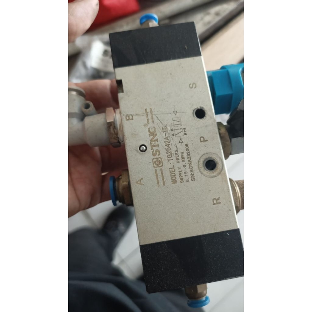 Pilot valve TG2542A - 15 Double 1/2"5/2 STNC