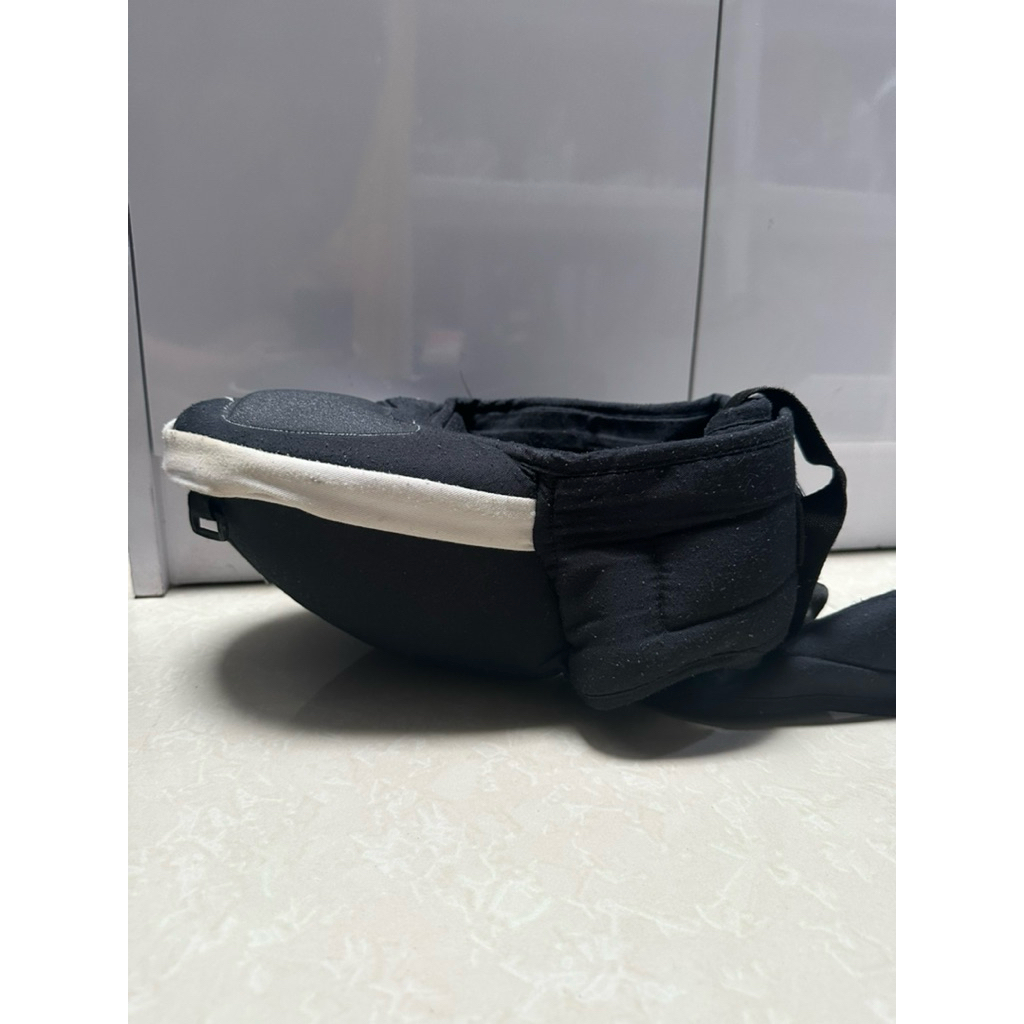 Snooby hipseat preloved
