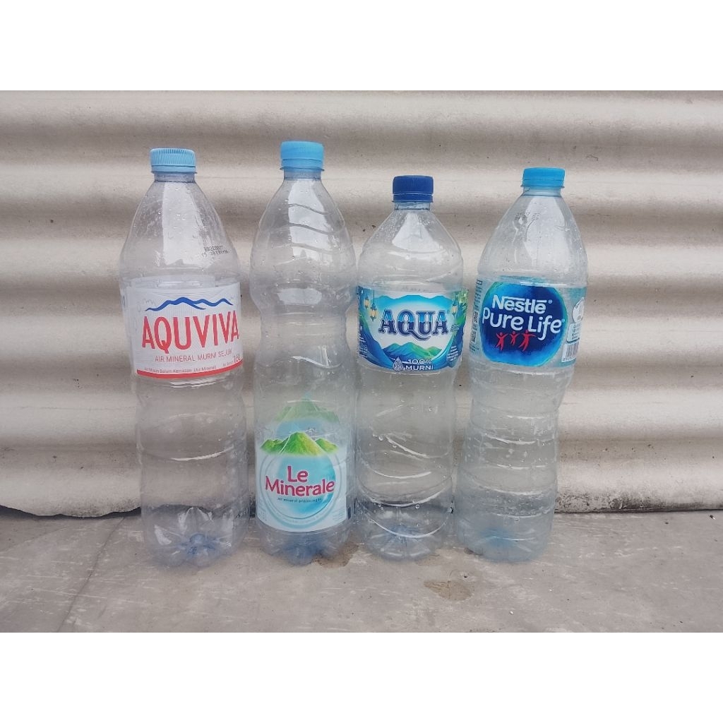 Botol Bekas Kosong Aqua Le Minerale 1,5 Liter Merk Random