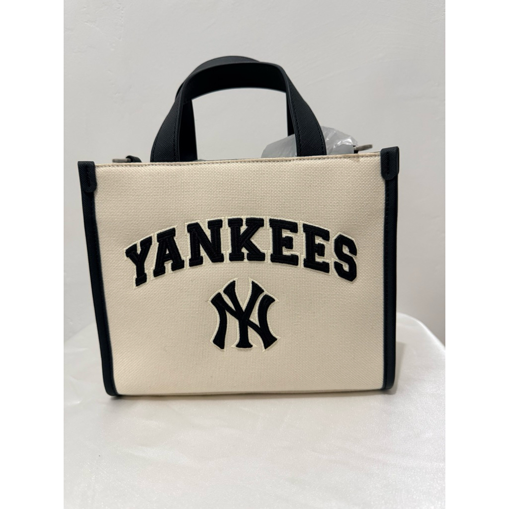 Tas Slempang Yankkess MLB Original