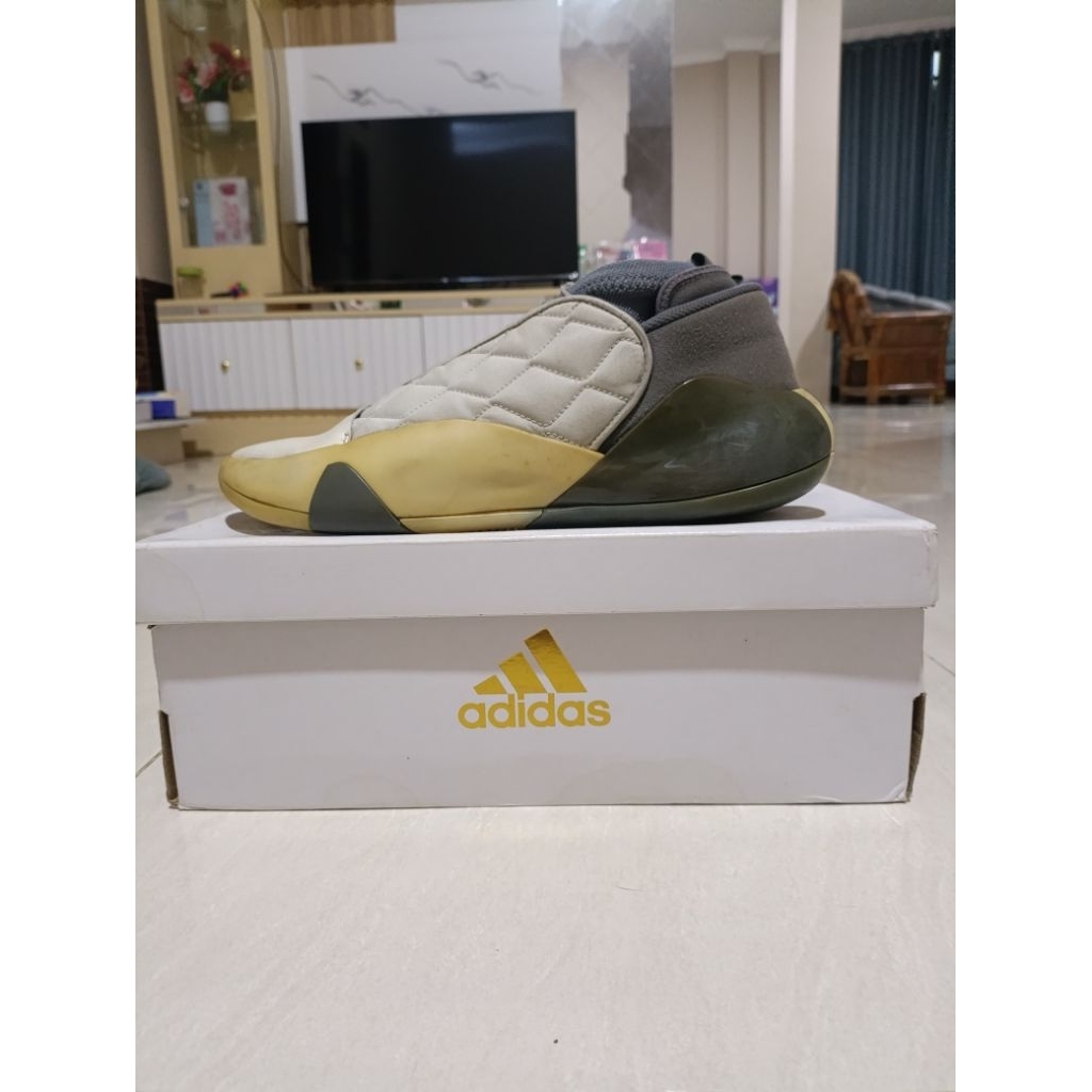 Sepatu Basket Harden Vol 7