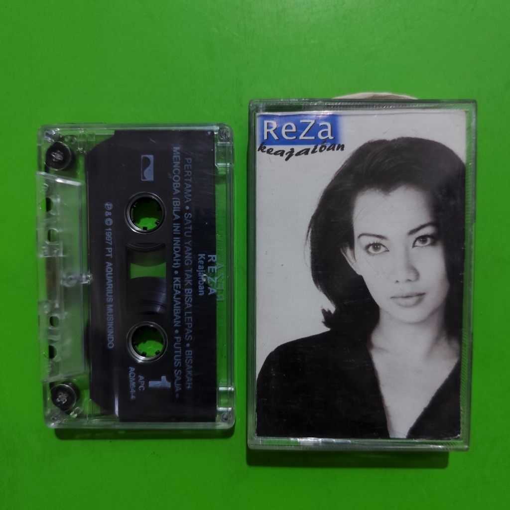 Kaset REZA Keajaiban