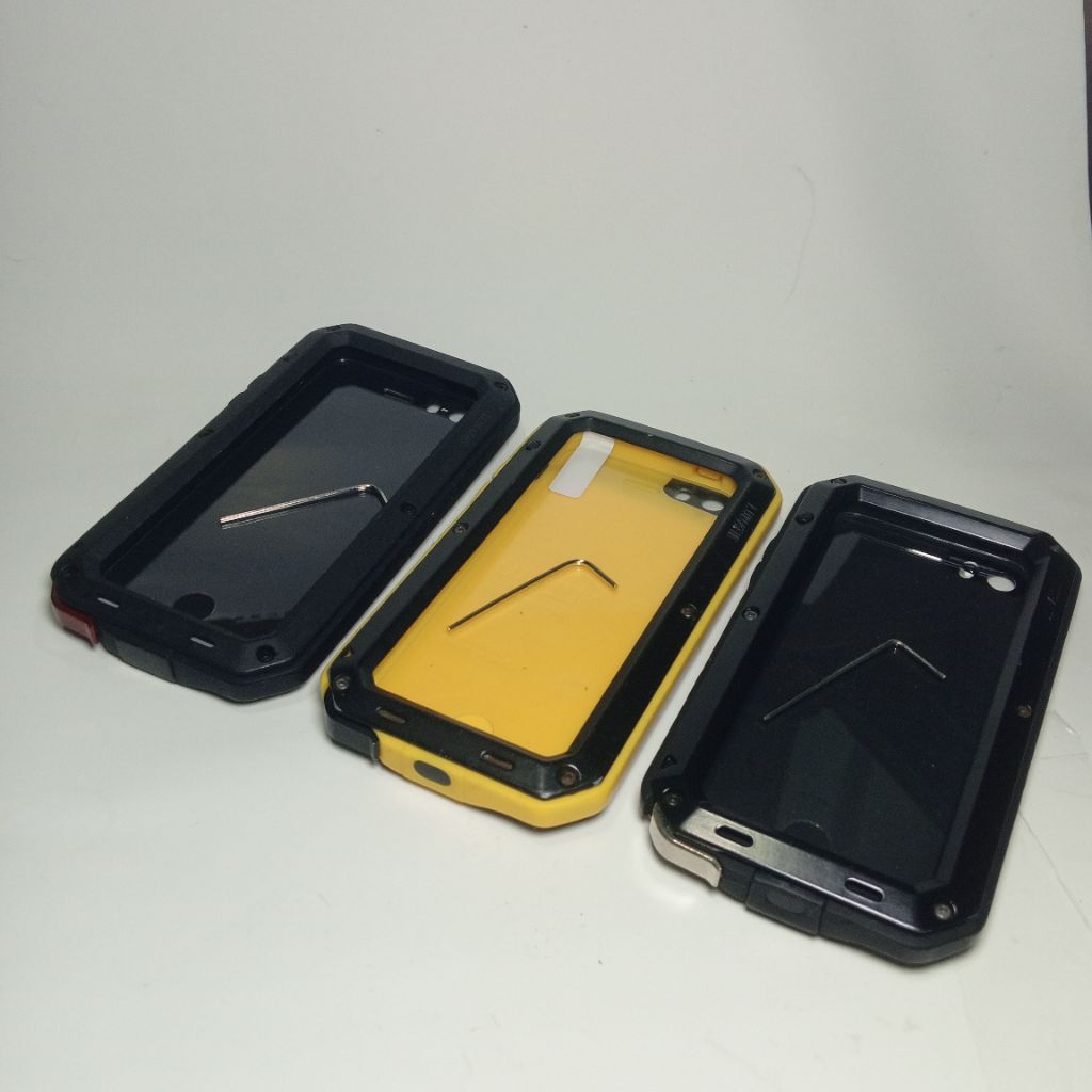 case lunatik iphone 5 5s 5se se 1 2016 hybrid softcase hardcase