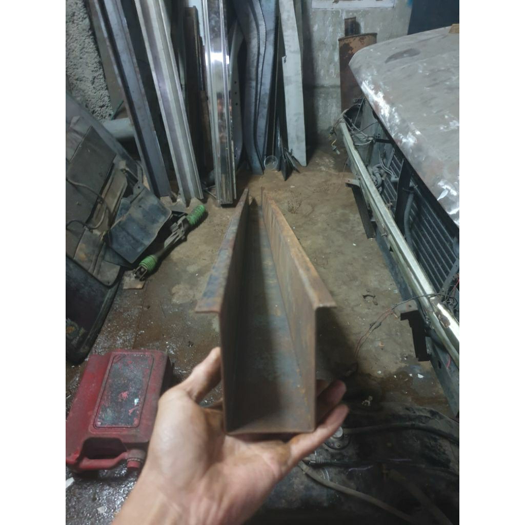 batangan sasis belakang futura t120ss mentahan