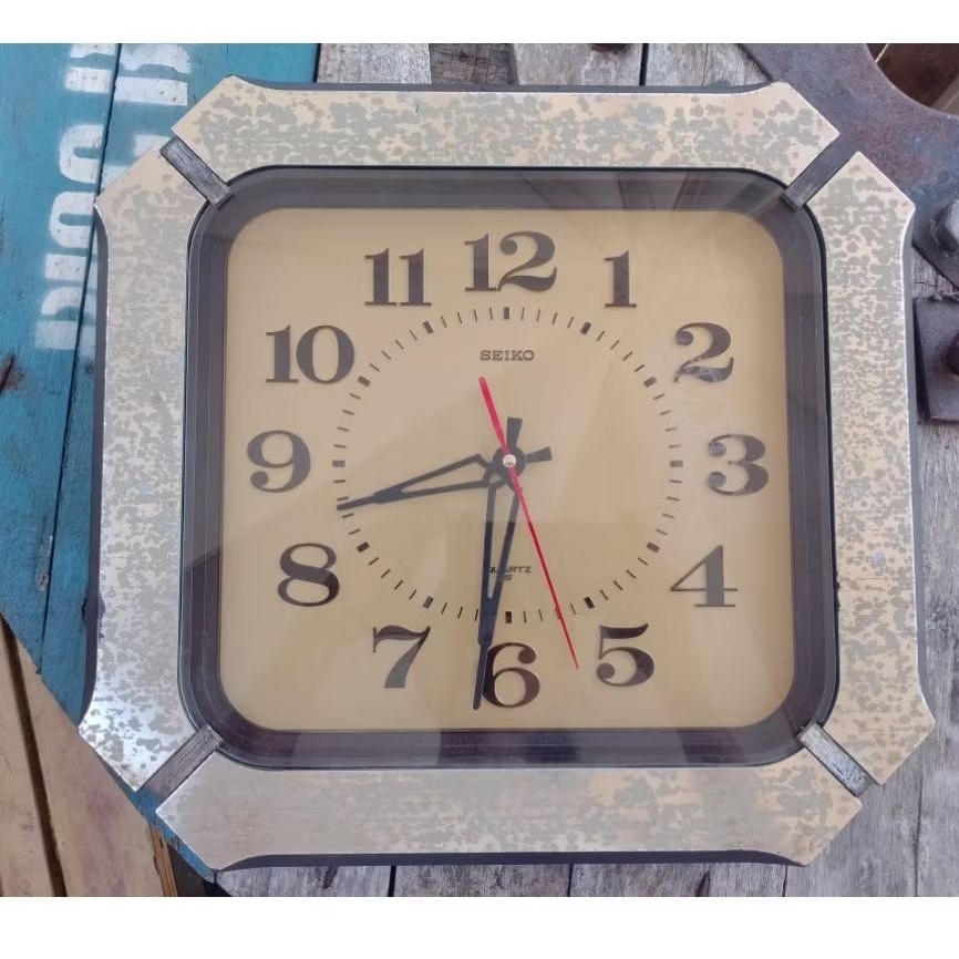 jam dinding SEIKO Japan model senyap normal jadul vintage
