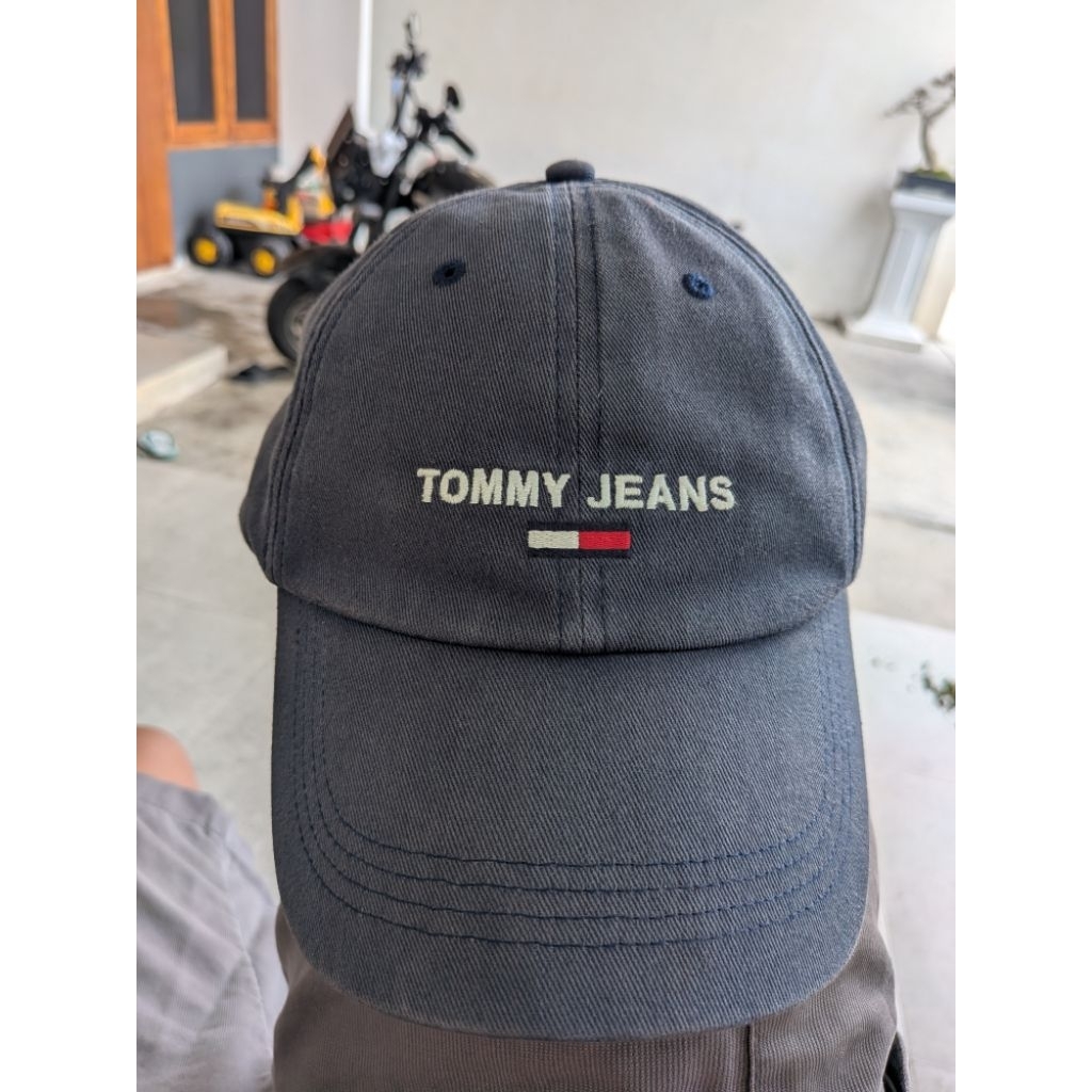 topi tommy jeans dari tommy hilfiger
