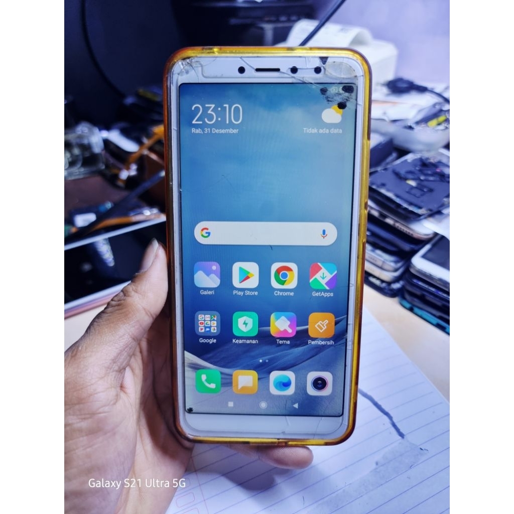Unit Redmi S2 3/32GB 4G Normal Minus Bisa Pakai