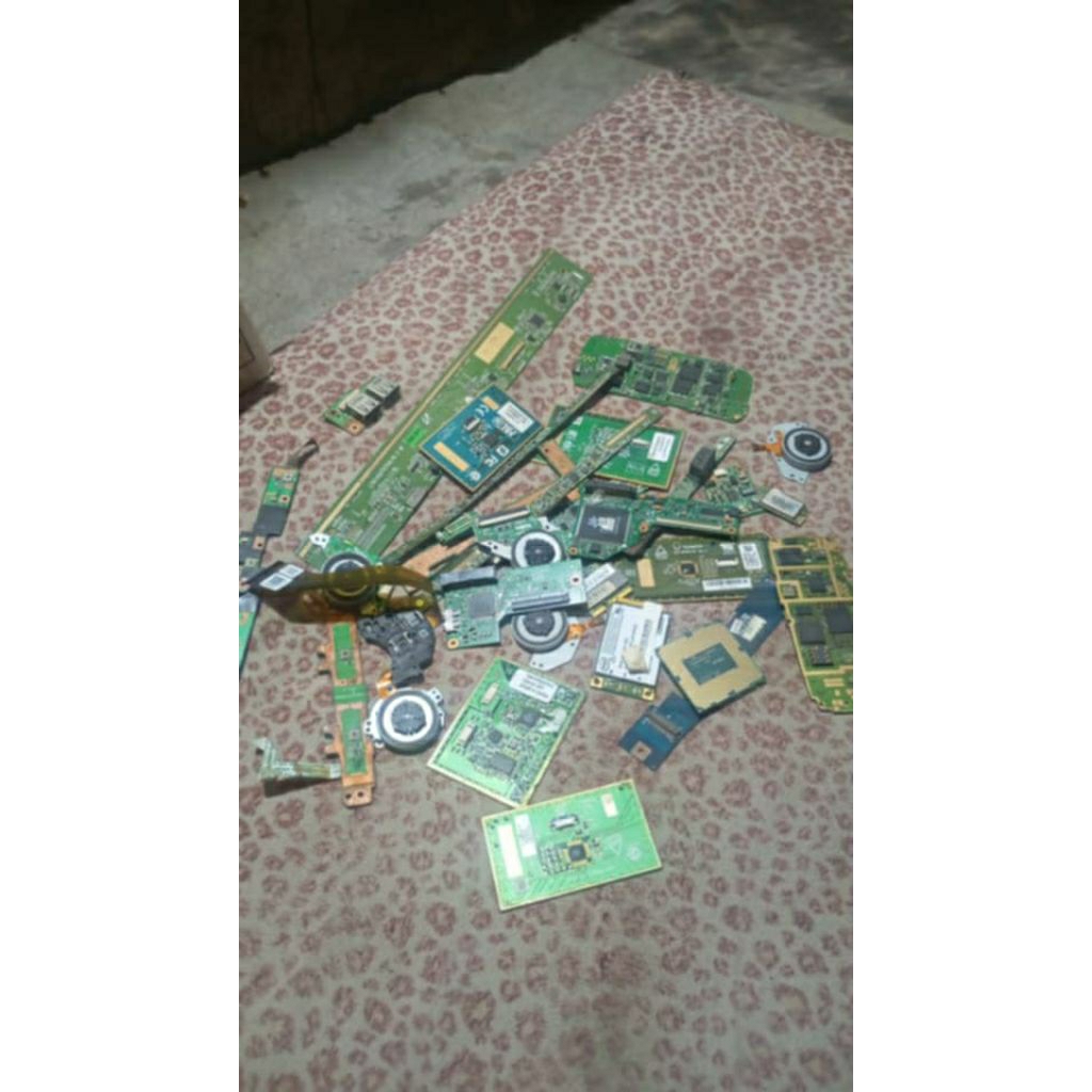 Mesin Hp nokia + Pcb untuk peleburan