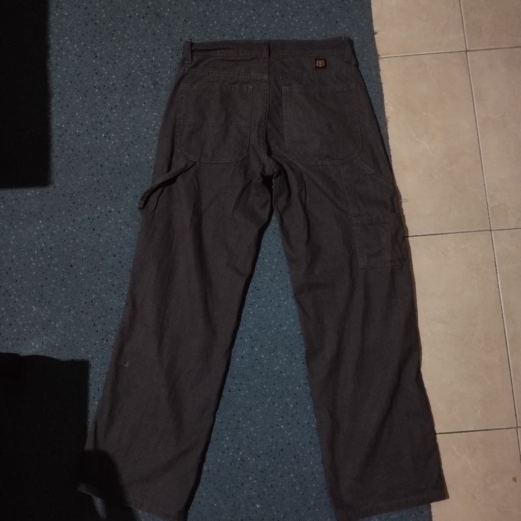 Carpenter dark grey loose fit second