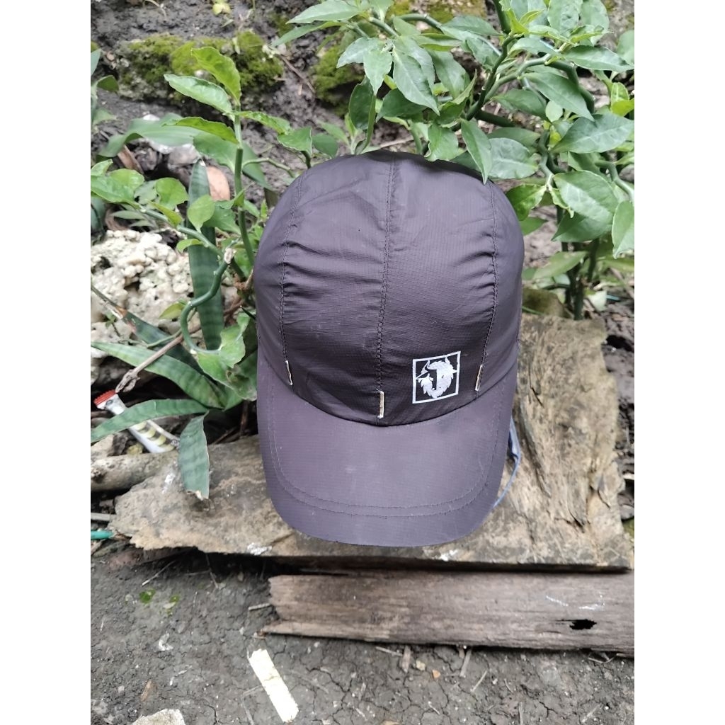 topi olahraga BLACKYAK** topi running dewasa