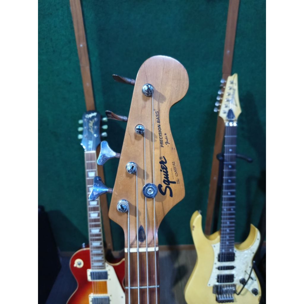 squier Precision bass made in Korea