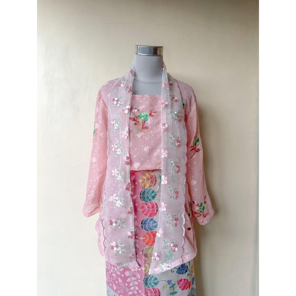 Kebaya Kutu Baru katun bordir - Kebaya Pasar Minggu