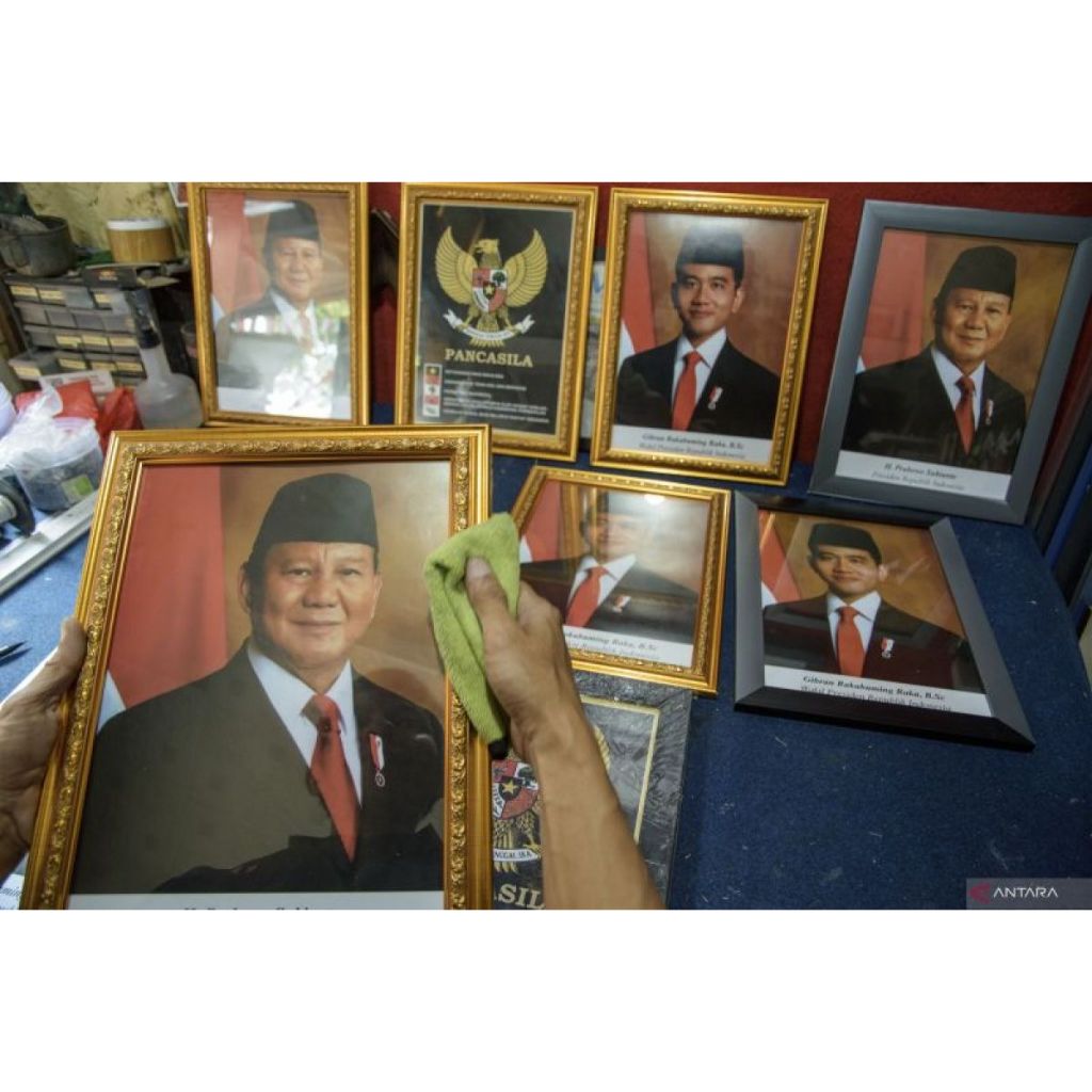 Foto Presiden dan Wakil Presiden