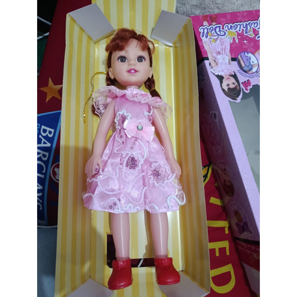 Fashion Doll (singing) 40cm