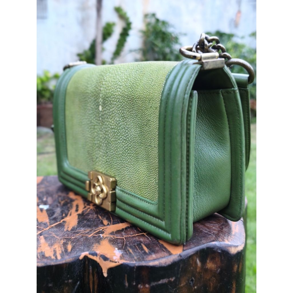 Tas sling bahu ala canel kulit pari stingray asli