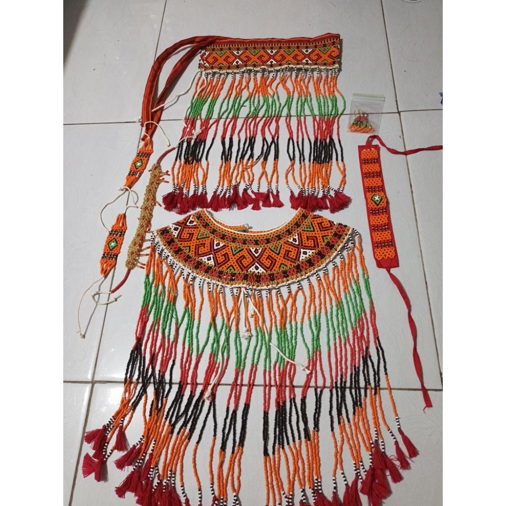 Set Sokkong Bayu Toraja