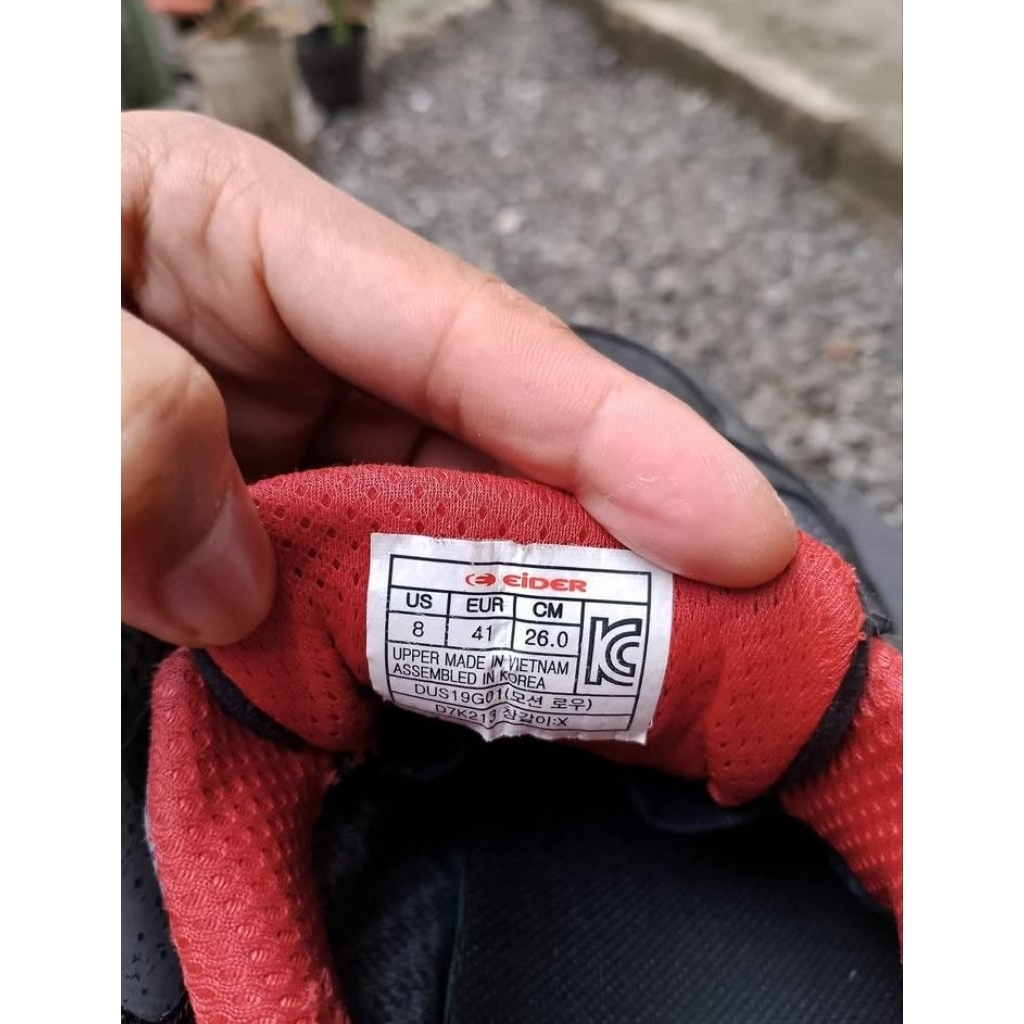 sepatu eider thrifting