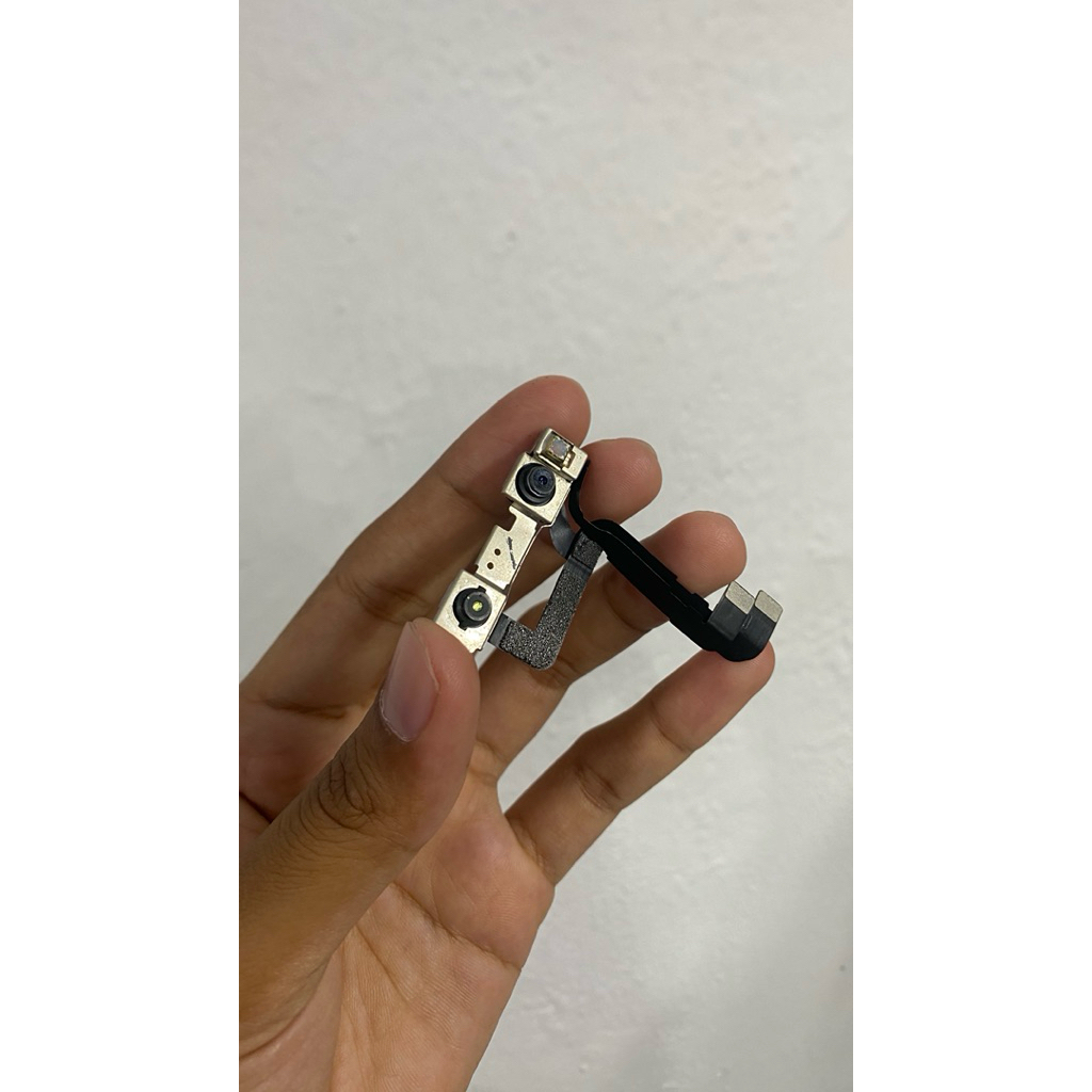Kamera Depan IPhone 11 Pro Max