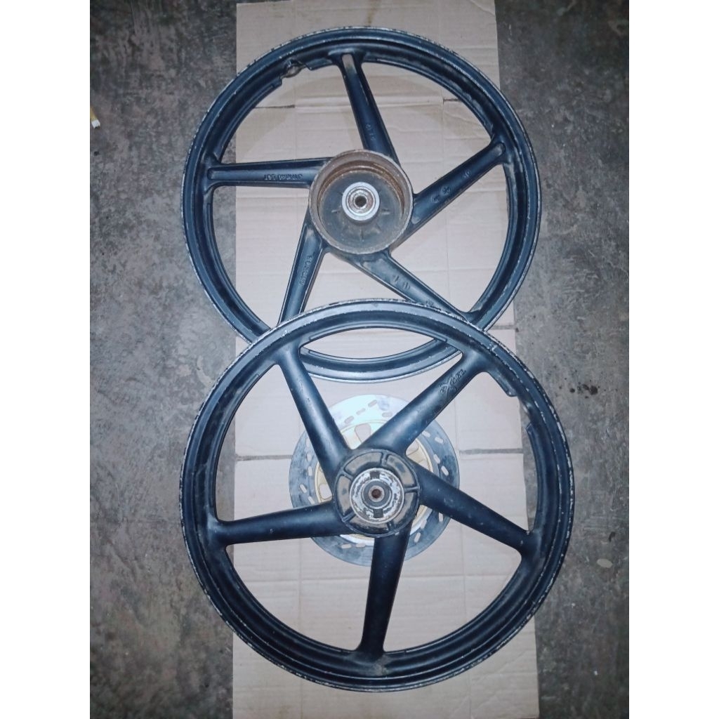 Velg roda velk set depan belakang motor supra X 125 DD CW original second